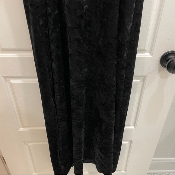 Vintage Midnight Black Lace Slip - Picture 6 of 9